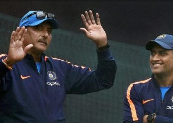 Ravi Shastri-MS dhoni