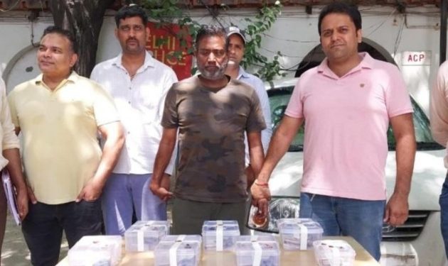 thief caught by Delhi Police