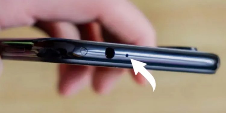 small hole of Smartphone