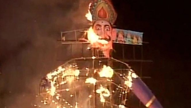 खूब जले रावण