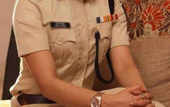 महिला सिपाही