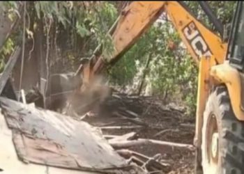 धार्मिक अतिक्रमण