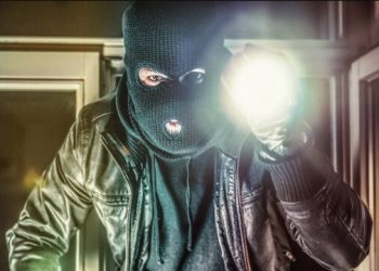 नकाबपोश