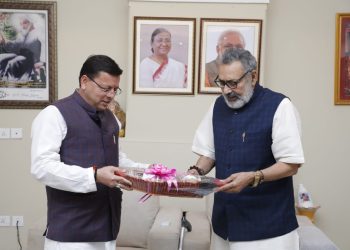 CM Dhami met Minister Giriraj Singh
