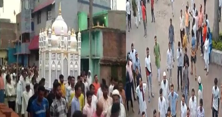 मुहर्रम के जुलूस के दौरान बवाल