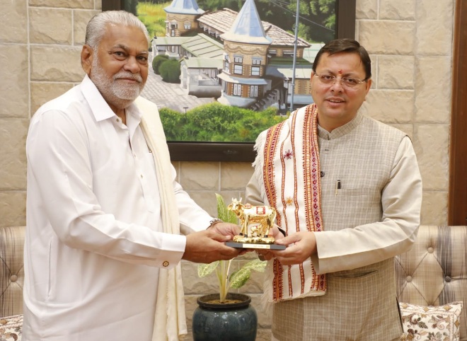 CM Dhami made a courtesy visit to the Union Minister