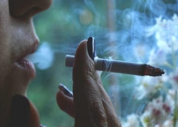 धूम्रपान