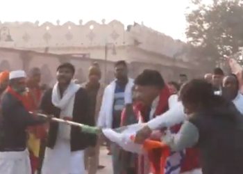 Clash with Congress leaders outside Ram temple