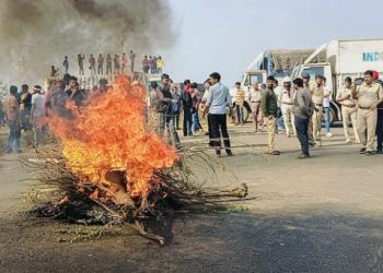 ट्रक चालकों की हड़ताल