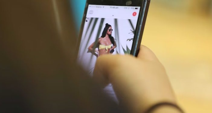 अश्लील