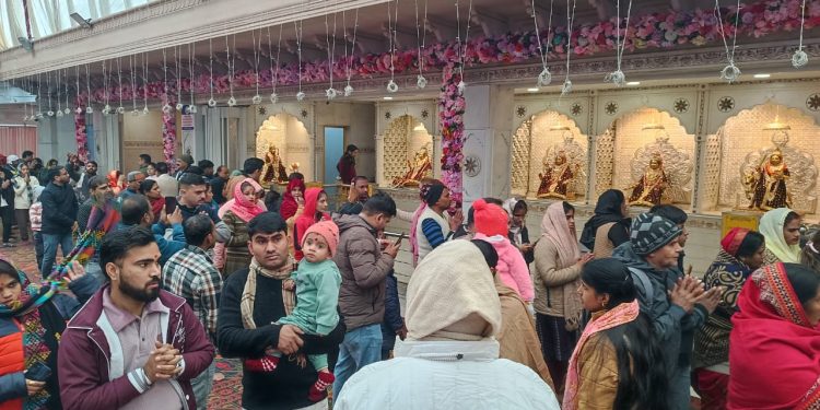 Jhandewala Devi temple