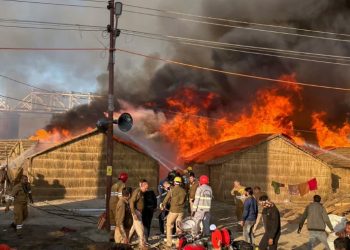 maha kumbh mela fire