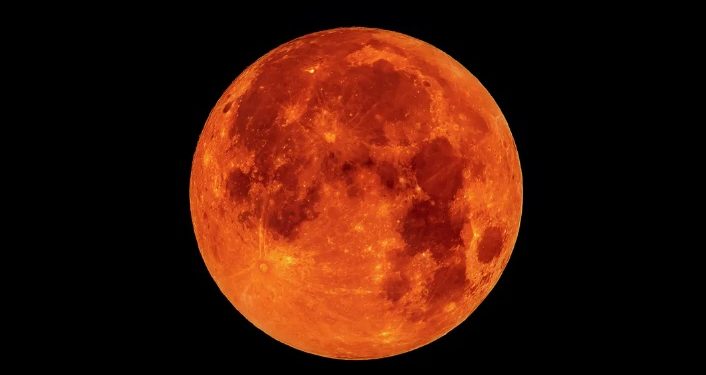 blood moon