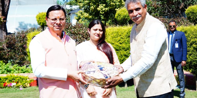 cm dhami
