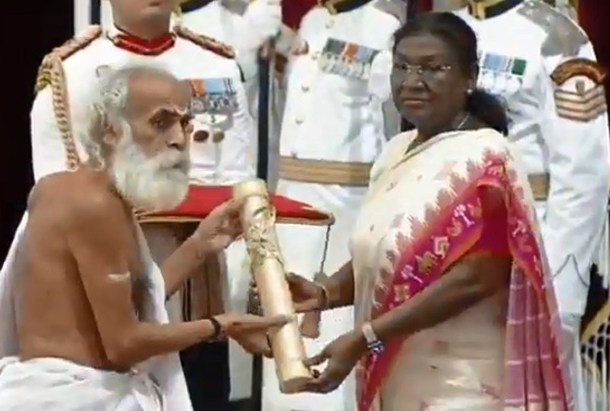 वैदिक विद्वान गणेश्वर शास्त्री द्रविड़