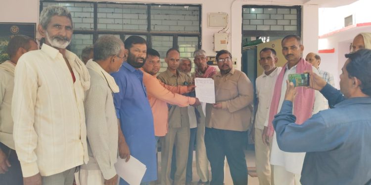 All India Samta Foundation submitted a memorandum to the District Magistrate