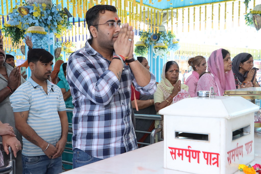 Jhandewala Devi Temple