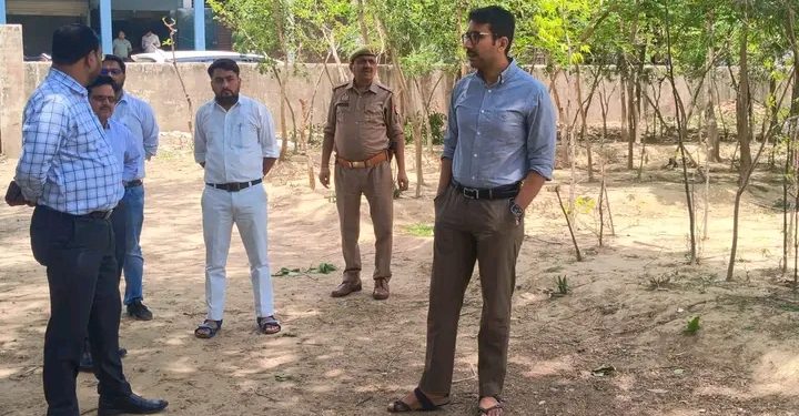 Life is incomplete without trees: Municipal Commissioner