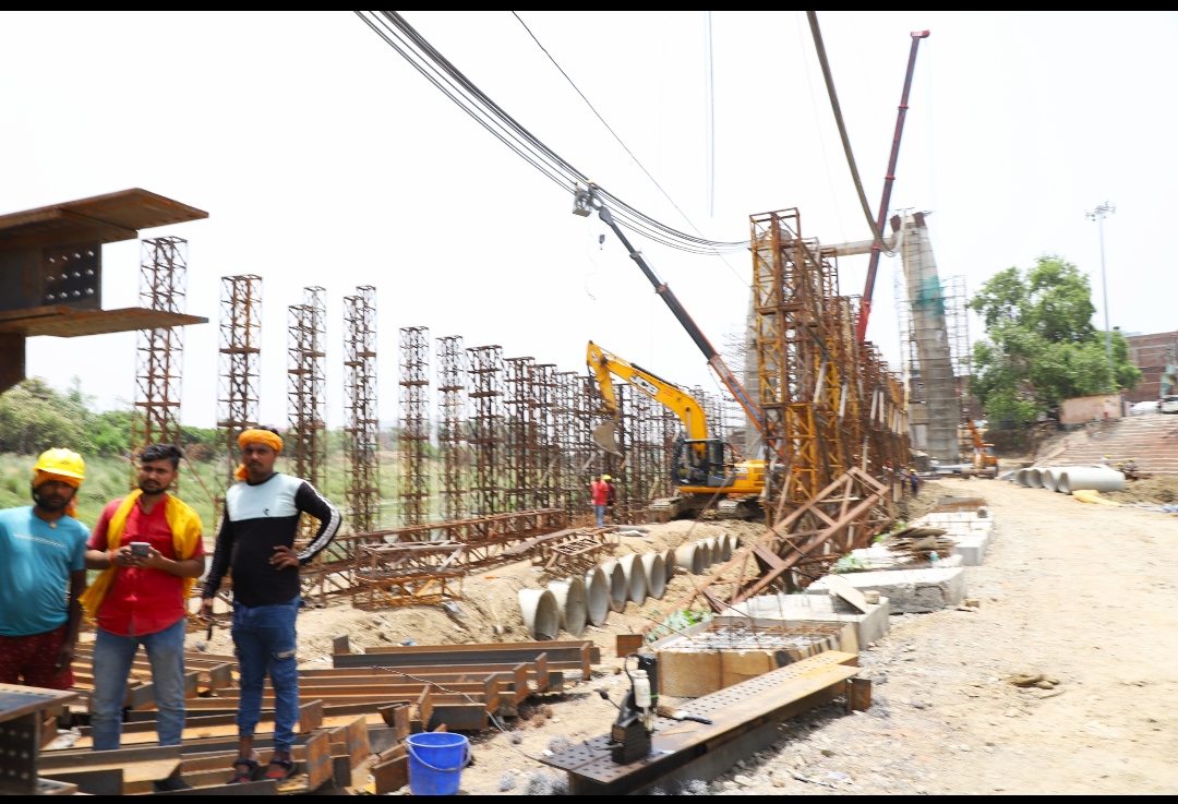 CM Nitish inspected the construction work