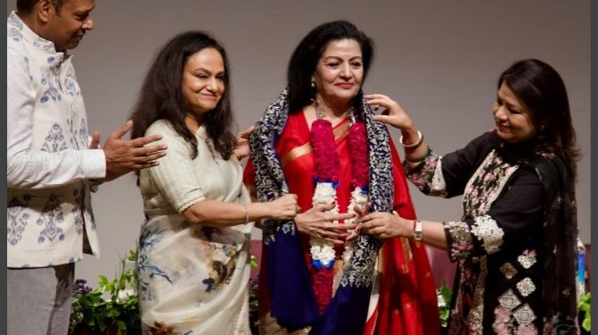 Writer Lakshmi Puri was awarded the 'Pandit Haridatt Sharma Award'