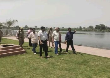 mayor inspected the Yamuna Ghats