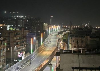double-decker elevated corridor