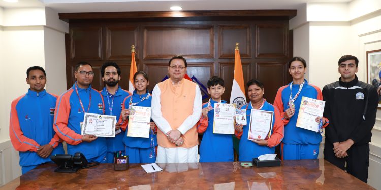 cm dhami