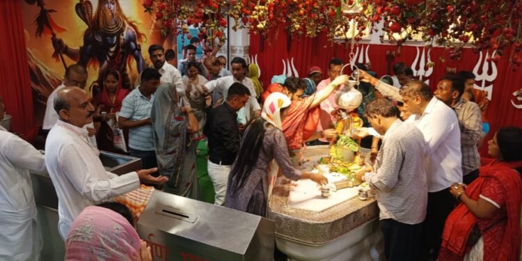 Jhandewala Devi Temple