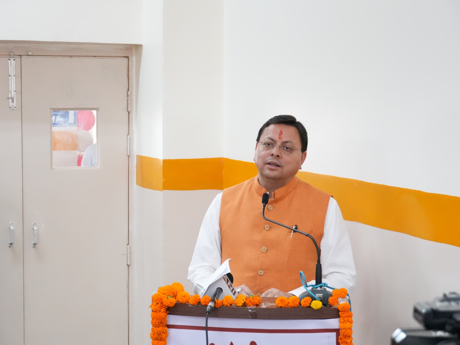 cm dhami