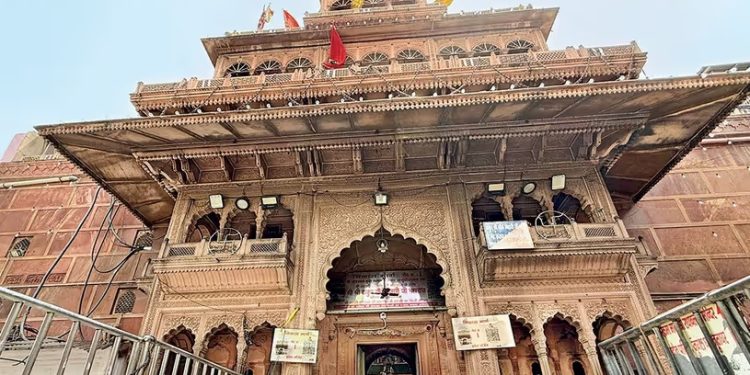 बांके बिहारी मंदिर