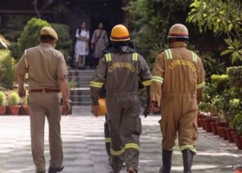 बम धमकी दिल्ली