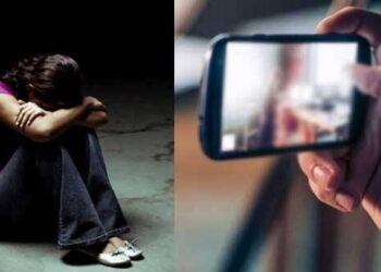 blackmail private photos