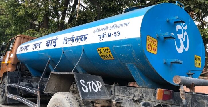 पानी के टैंकर