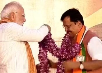 पीएम नरेंद्र मोदी- नितिन नवीन