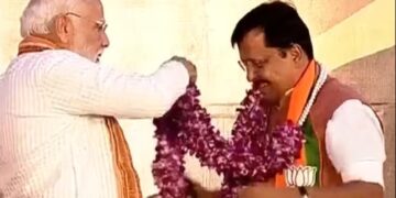 पीएम नरेंद्र मोदी- नितिन नवीन