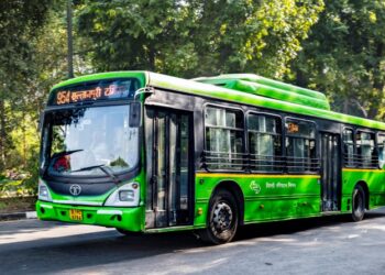 buses delhi