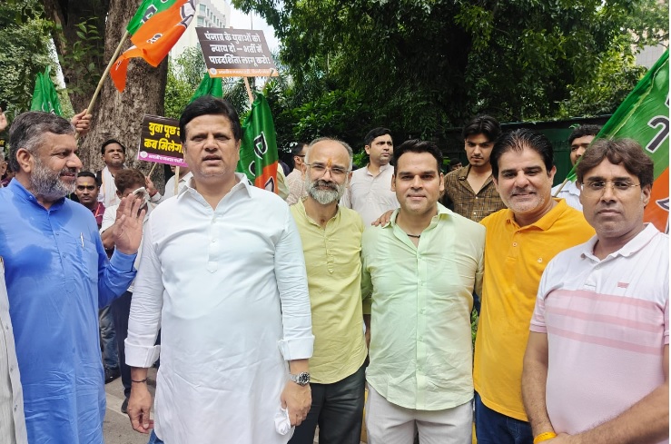 पंजाब में लगातार पेपर लीक