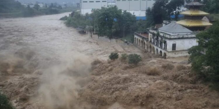 Nepal, exhausted floods
