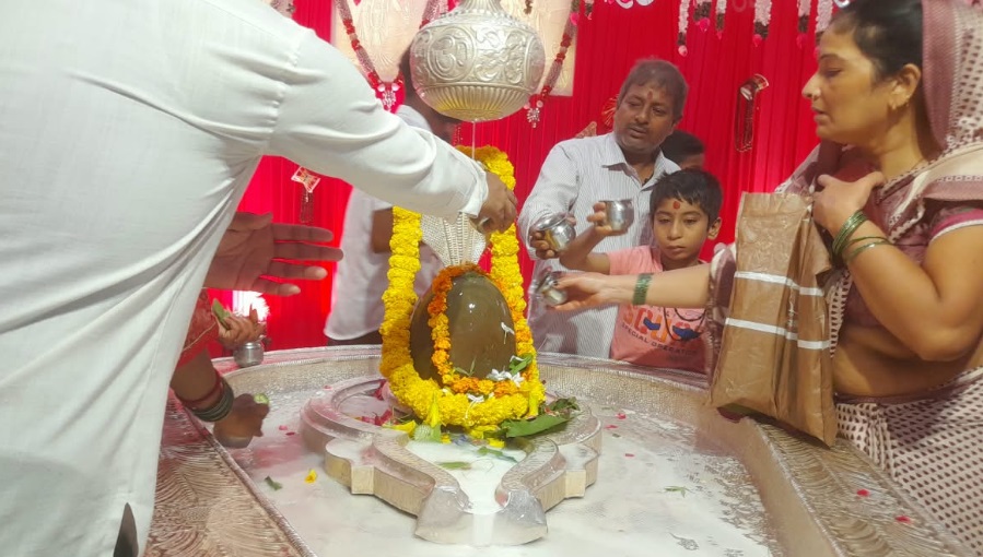 Jhandewala Devi Temple