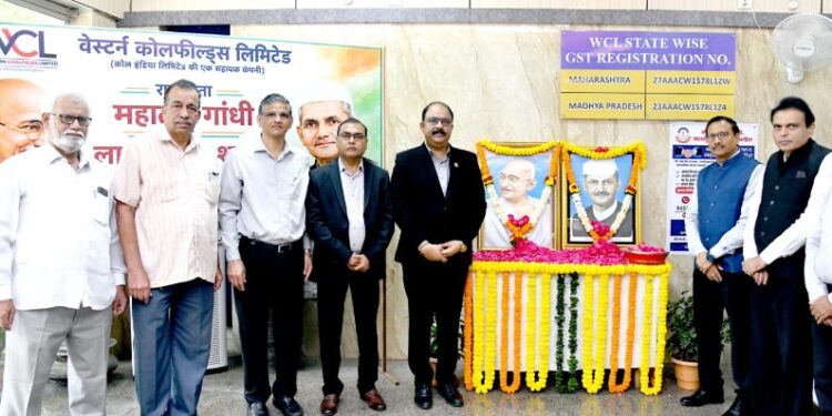 Emotional tribute paid to Father of the Nation Mahatma Gandhi and Lal Bahadur Shastri ji in Vaikoli