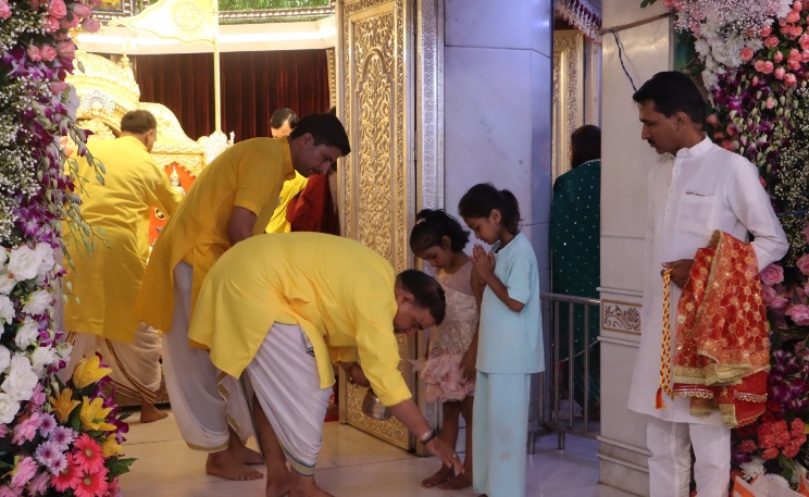 Jhandewala Devi Temple
