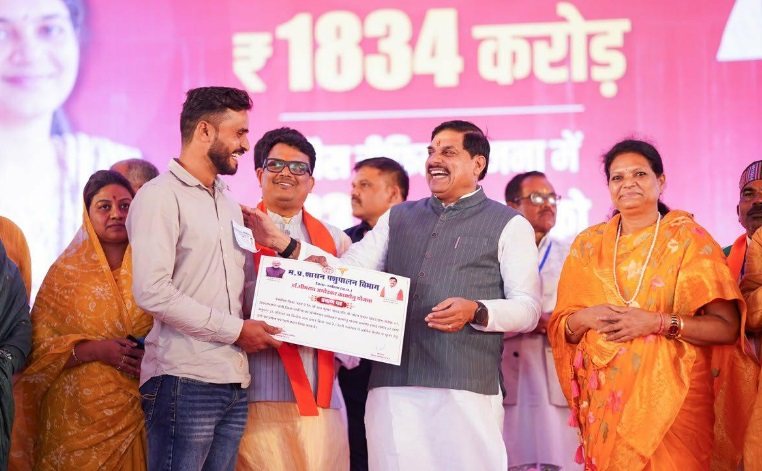 CM Dr. Mohan Yadav