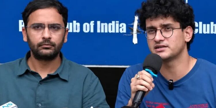 Sourav Das and Ashutosh Ranka